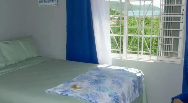 Двухместный номер Classic 876 JA Oasis & Homestay - by Kingston Airport
