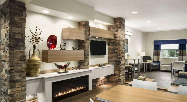 Microtel Inn & Suites by Wyndham, Buchen Sie Hotel Lynchburg Virginia