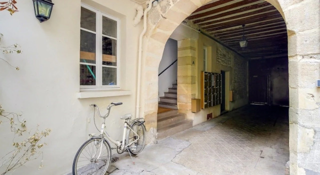 Cosy Studio in the Heart of the Marais, Забронировать Отель Париж Иль-де-Франс, рядом с Passerelle Debilly