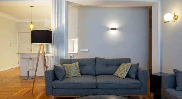 Lovely & Elegant 3bed in El Retiro - Madrid Center, Забронировать Отель Отели Мадрида 3 звезды, рядом с Сайнс де Баранда, 3*