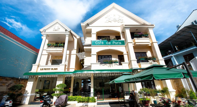 Номер Standard Le Petit Paris Dalat Hotel