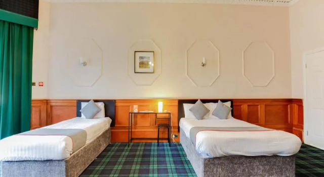 Lost Guest House Stirling, Забронировать Гостевой дом Отели Центральной Шотландии с парковкой, Парковка
