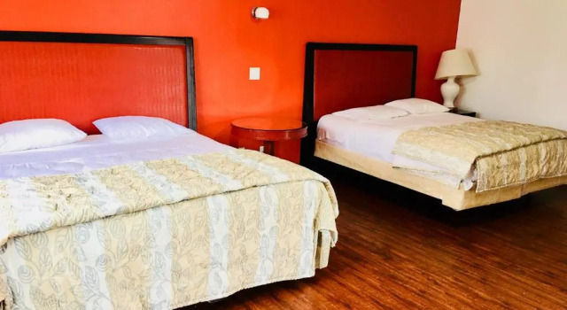 Номер Deluxe norwalk inn & suites