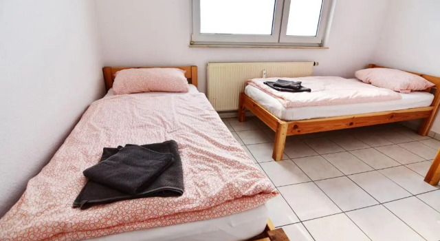 Apartments Köln Gremberghofen, 予約 アパートメント グレンベルクホーフェン ケルン