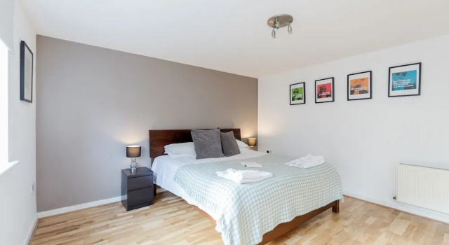 Апартаменты The Bateman's Shoreditch 2 Bed Flat by BaseToGo