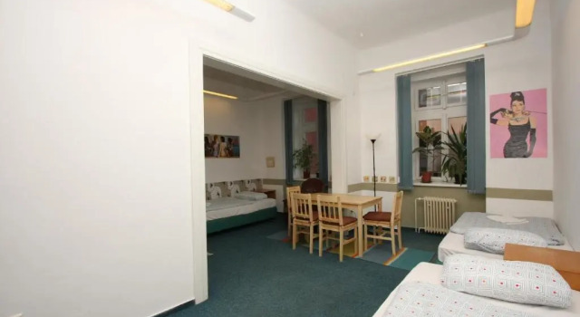 Camera quadrupla Standard Charles Square Hostel
