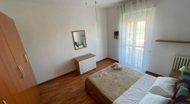Casa Vacanze Stazione, Забронировать Отель Пескара Побережье Абруццо, рядом с Железнодорожный вокзал Пескара