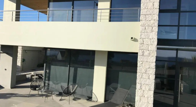 Villa d'exception, piscine, vue mer, plage à 100M, Varaa Villa Ajaccio 