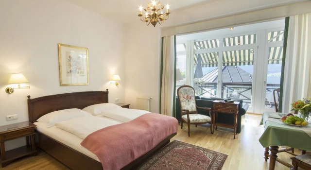 Pension Seehof Appartements, Book Hotel Sankt Wolfgang im Salzkammergut 