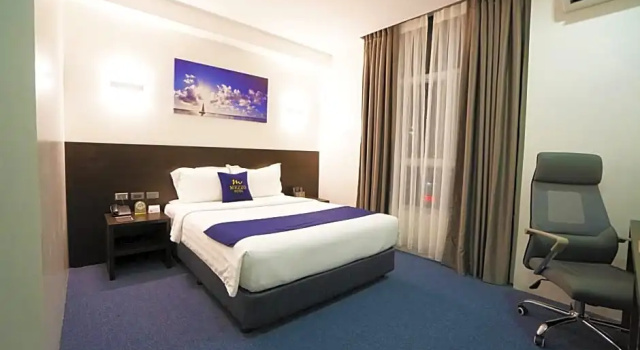 Полулюкс с видом на город Mezzo Hotel