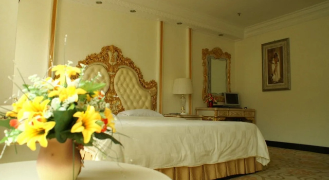 Jiabai Resort Hotel, Rezerwuj Ośrodek wypoczynkowy Hotele w Zhuhai z parkingiem, Parking
