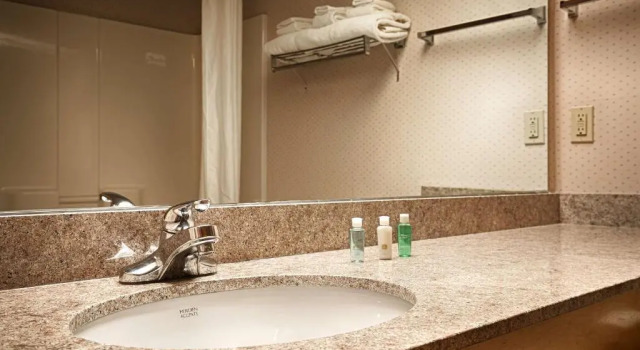 Номер Standard Best Western Circus City Inn