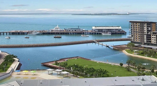 Коттедж Zenlux 4BR Waterfront Penthouse Pad 270 Panoroma