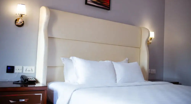 Номер Classic c 1 комнатой с красивым видом из окна Crismon Hotel