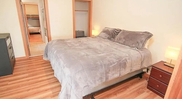 Oceanfront Getaway, Забронировать Отель Отели Сисайд 4 звезды, 4*