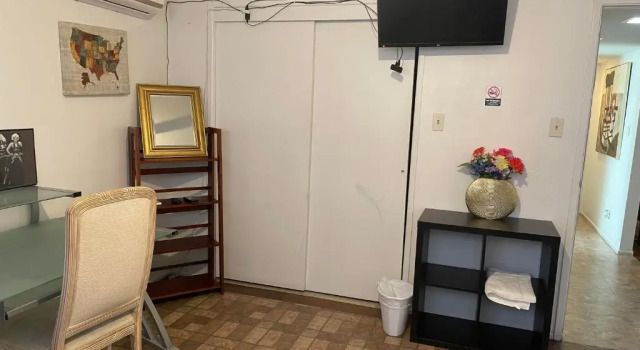 Номер Standard The Yellow Penthouse LLC