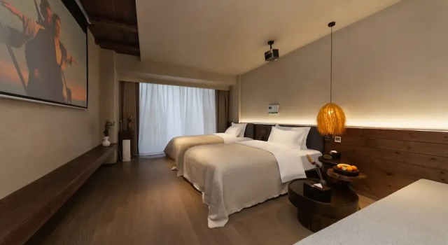 Двухместный номер Comfort с балконом и с видом на сад Shangri-la Designer Homestay without Summer(By the Cosmic Wheel of Dukezong)