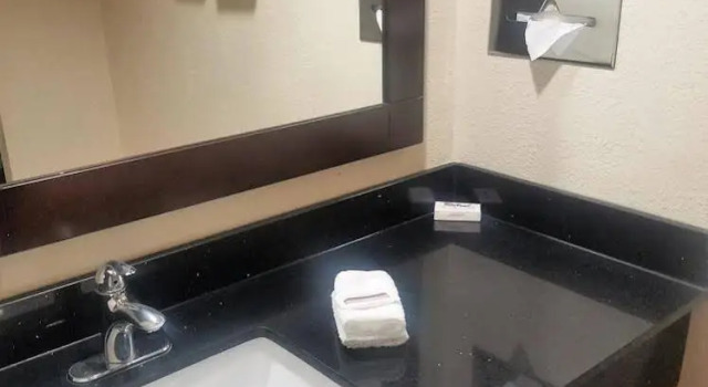Stay Express Inn & Suites Houston Hobby Airport, Book Hotel Houston Houston