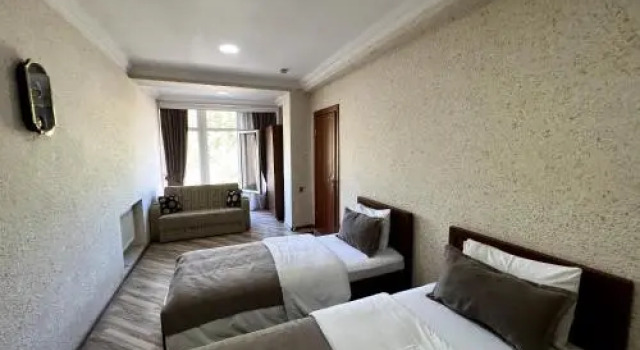 Karvan Hotel