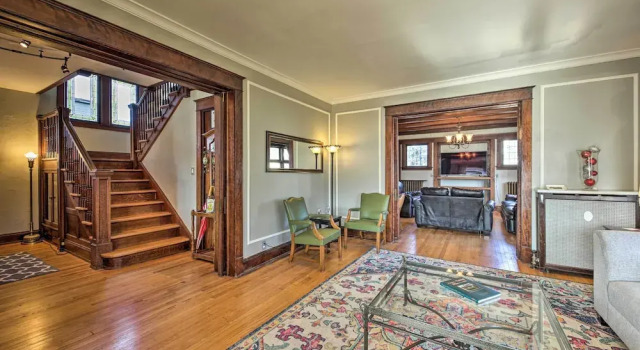 Коттедж Pet-friendly Sheboygan Home, 1 Mi to Lake Michigan