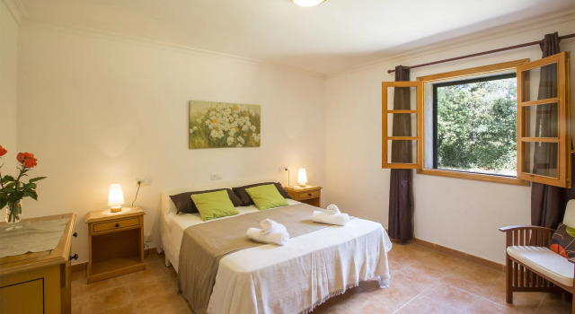 CAN Torres NOU, Book Hotel Pollença Majorca