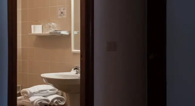 Четырёхместный номер Standard Hotel Unzaga Plaza