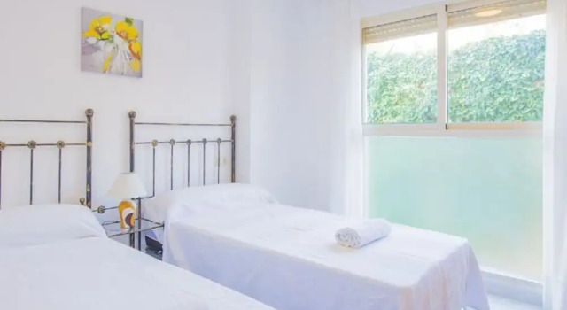 Apartment - 2 Bedrooms with Pool - 106429