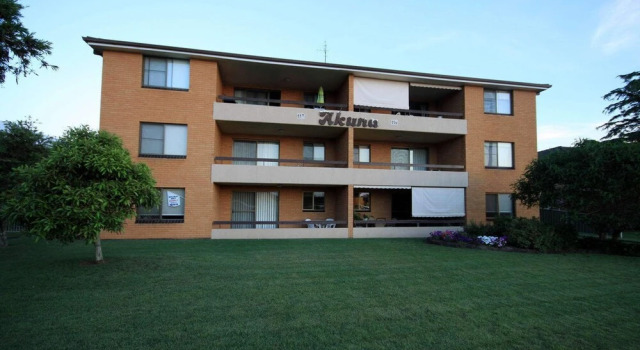 Akuna 8