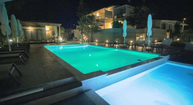 Апартаменты 8 Boutique Suites