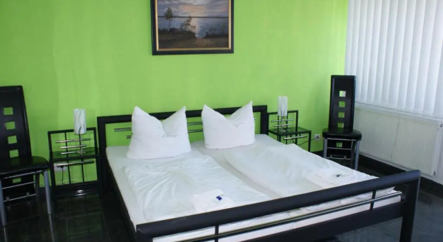 Семейный номер Standard Hotel Rühen, 24 Stunden Check in, Küche, kostenfreie Parkplätze