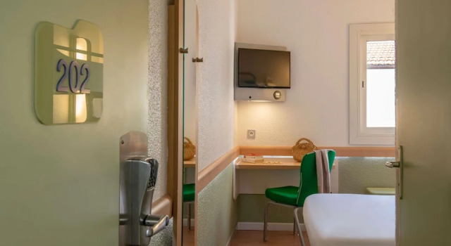 Двухместный номер Standard с балконом ibis budget Menton Bord de Mer