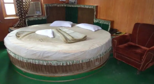 Neelam Hotel, Book Hotel Baddi North Zone
