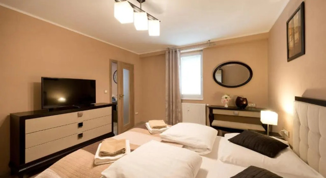 Апартаменты B2B Apartments
