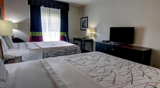 Номер Standard La Quinta Inn by Wyndham Calhoun South I-75