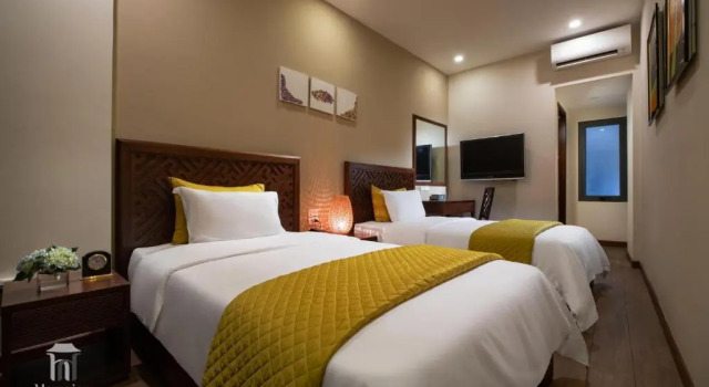 Семейный номер Standard Hanoi Lakeside Premium Hotel & Travel