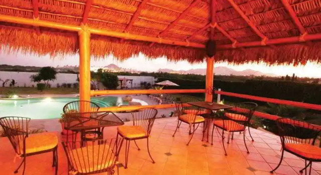 Hotel Positano, Rezerwuj Hotel Hotele w Baja California Sur z parkingiem, Parking