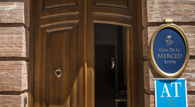 Casa de la Merced Suites