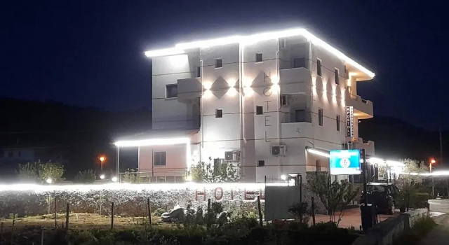 Hotel Apostoli, Забронировать Отель Недорогие отели Пермети, недорого