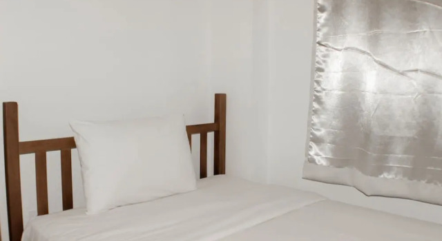 Camera Standard Nice And Spacious 3Br At Meikarta Apartment