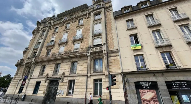 Appartement haut standing 125m2 / Parking privé plein centre-ville avec vue panoramique, Rezerwuj Apartament Rennes 