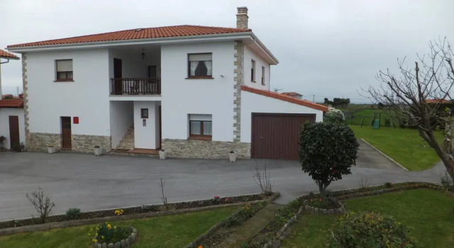Apartamentos Rurales El Riego, Prenota Appartamento Hotel a Asturie con parcheggio, Parcheggio