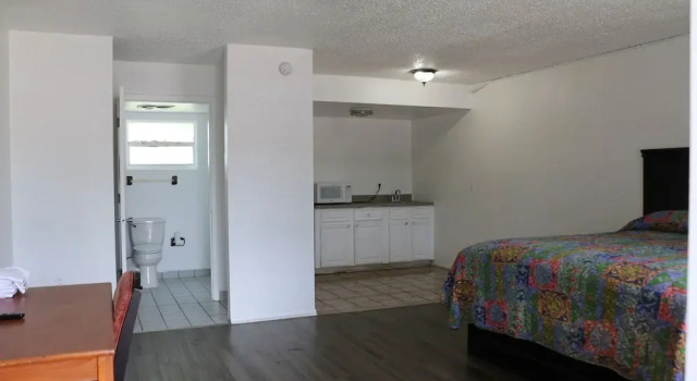 Номер Economy Dunedin Cove Motel