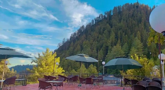 Rosewood Lodges, Rezerwuj Hotel Hotele w Punjab Region z parkingiem, Parking
