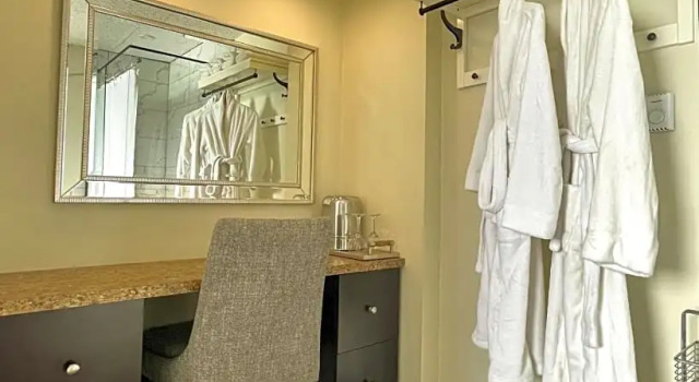 Люкс Deluxe 7 Days Hotel