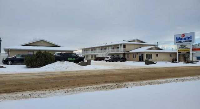 waintel studio-wainwright motel