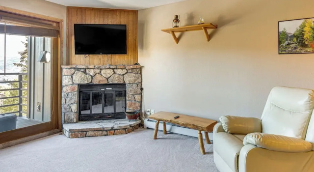 10 Mi to Keystone: Updated Mtn-view Condo, Rezerwuj Apartament Hotele w Vail Ski z parkingiem, Parking