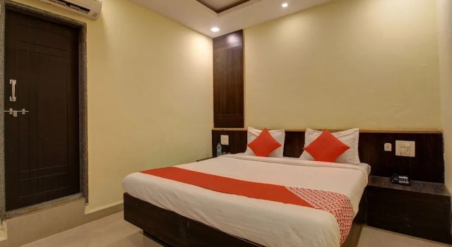 OYO 23051 Hotel Surya Yatri Niwas, Rezervovat Hotel Hotely v Bangalore s parkováním, Parkování