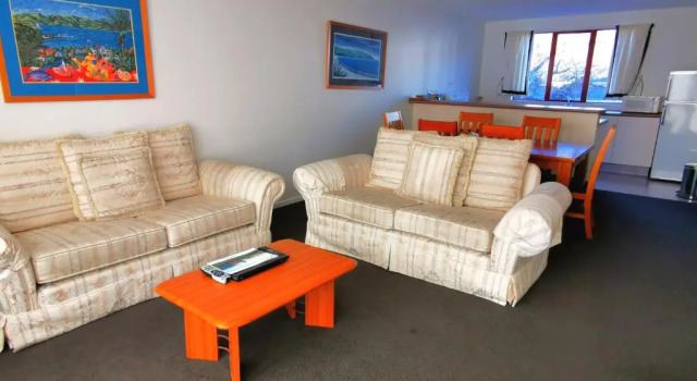 Апартаменты с 3 комнатами Les Troupes Apartments
