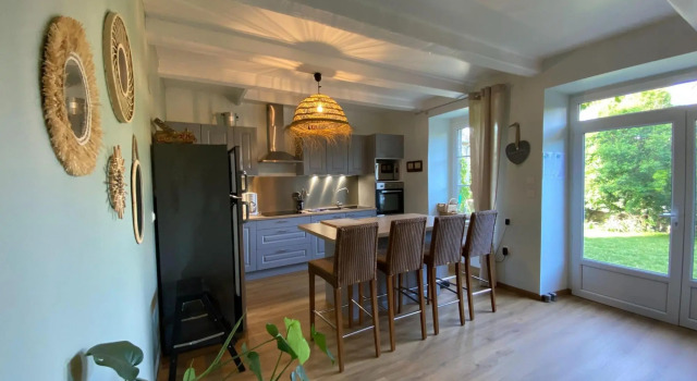 Norman Property With Pool, bay of Mont St. Michel, Забронировать Отель Драге-Ронтон 