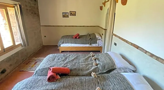 Issouganes N Toubkal Maison d hôtes, Забронировать Отель Отели Марракеш-Тенсифт-Эль-Хауз с парковкой, Парковка